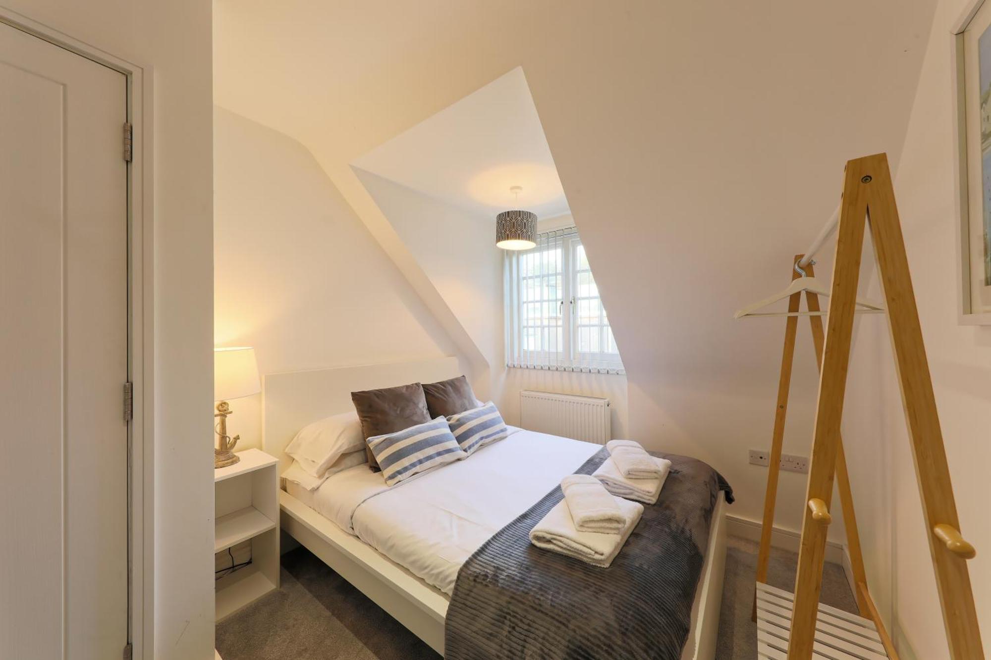 Hythe Townhouse Retreat Villa Екстериор снимка
